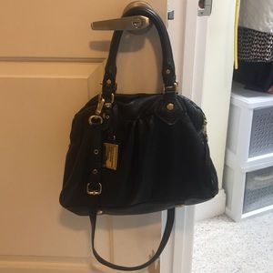 #REPOSH: Marc by Marc Jacobs black leather purse